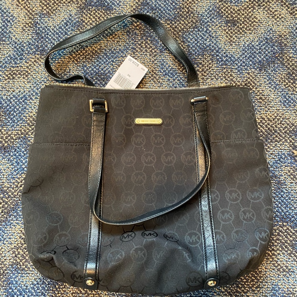 Michael Kors Jet Set tote NWT